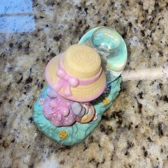 Vintage Precious Moments Easter decor - Picture 7 of 10